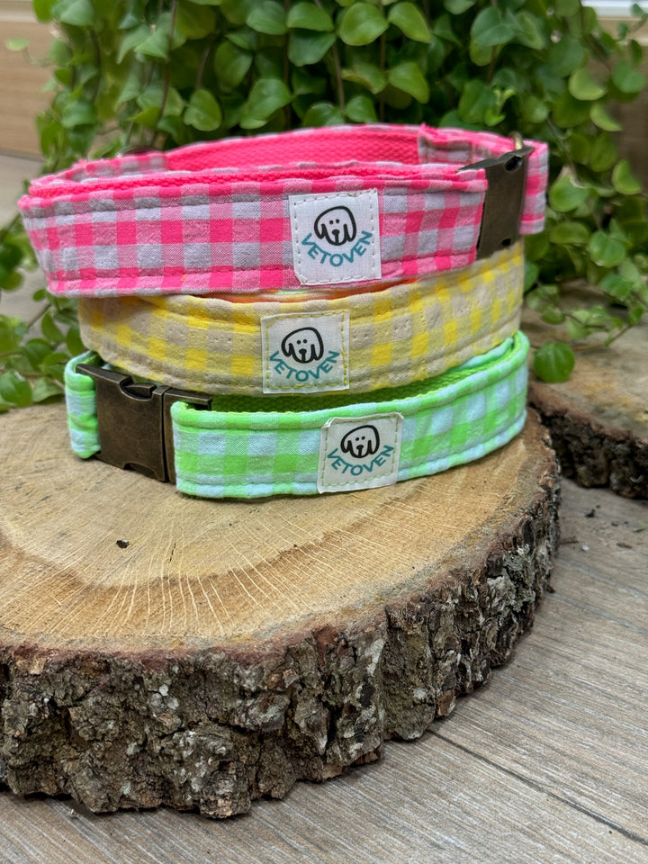 Collar para Perros Vichy Neón Green – Algodón Resistente, Hecho a Mano y con Cierre Seguro