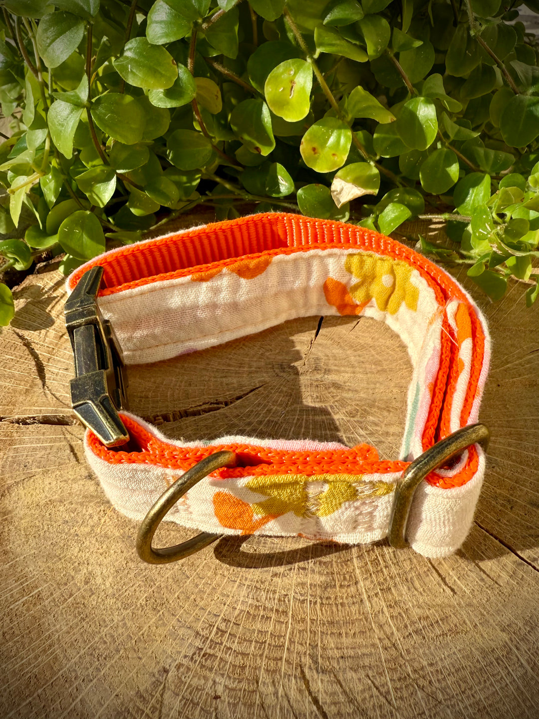Collar para Perro “Azucena Naranja” – Colección Jardines de Verano