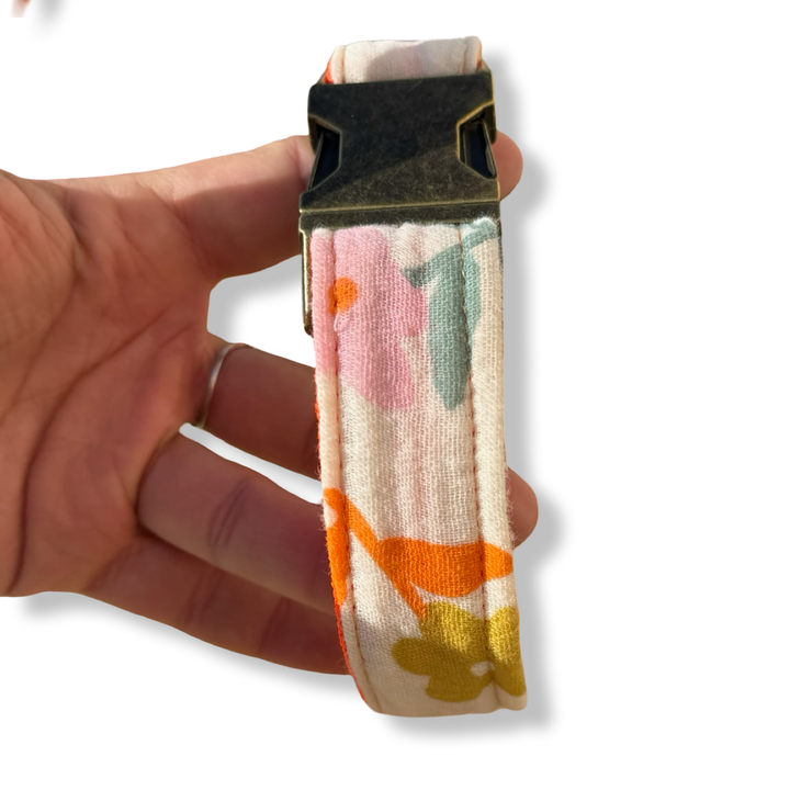 Collar para Perros Azucena Naranja 🟧  – Colección Jardín de Verano | Hecho a Mano y Diseñado por Veterinarios