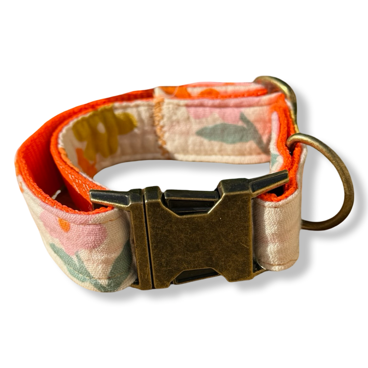 Collar para Perros Azucena Naranja 🟧  – Colección Jardín de Verano | Hecho a Mano y Diseñado por Veterinarios