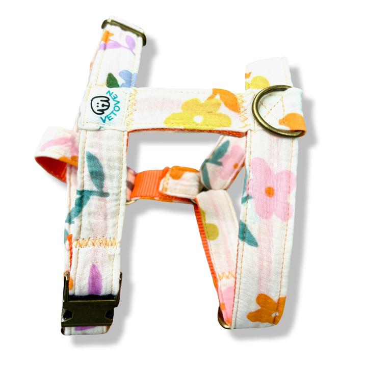 Arnés para Perros Azucena Naranja 🟧  – Diseño en H | Hecho a Mano y Diseñado por Veterinarios · Colección Jardín de Verano