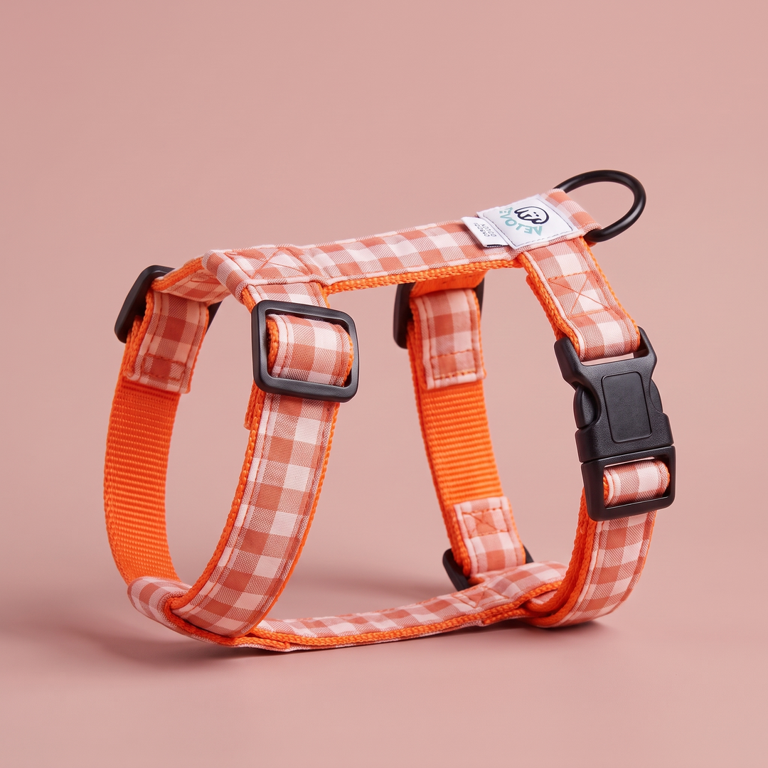 Arnés Regulable Vichy Calabaza para Perro – vista lateral