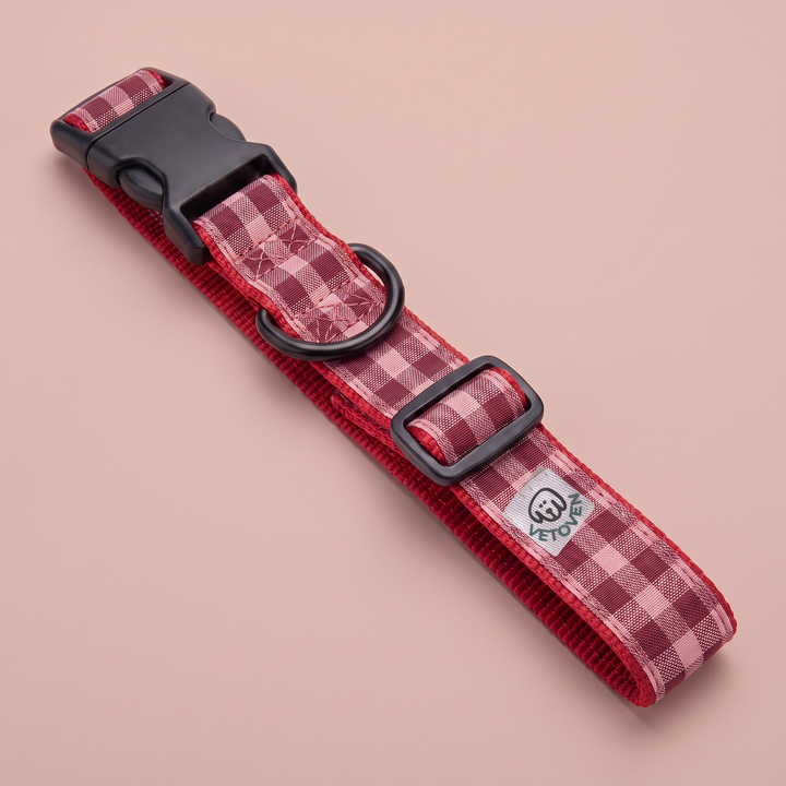 Collar Regulable Vichy Cereza para Perro – vista plana