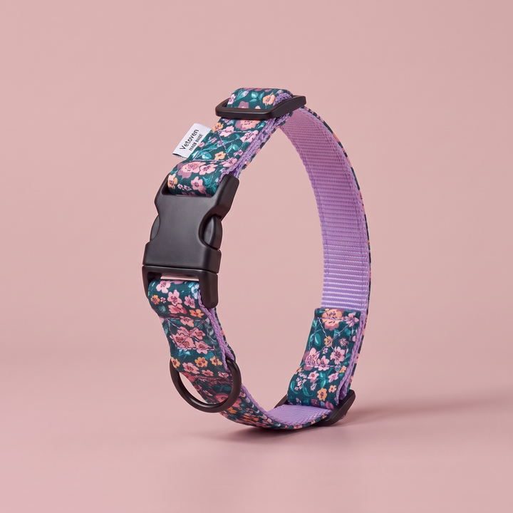 Collar regulable artesanal para perro Flor de Jacinto – cerrado