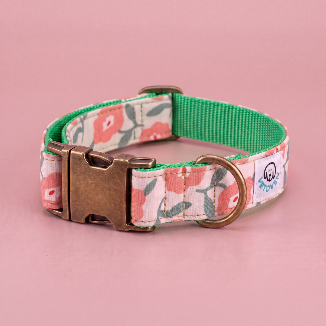 Collar para Perros Jardín de Rosas – Colección Jardín de Verano – nylon verde, detalle