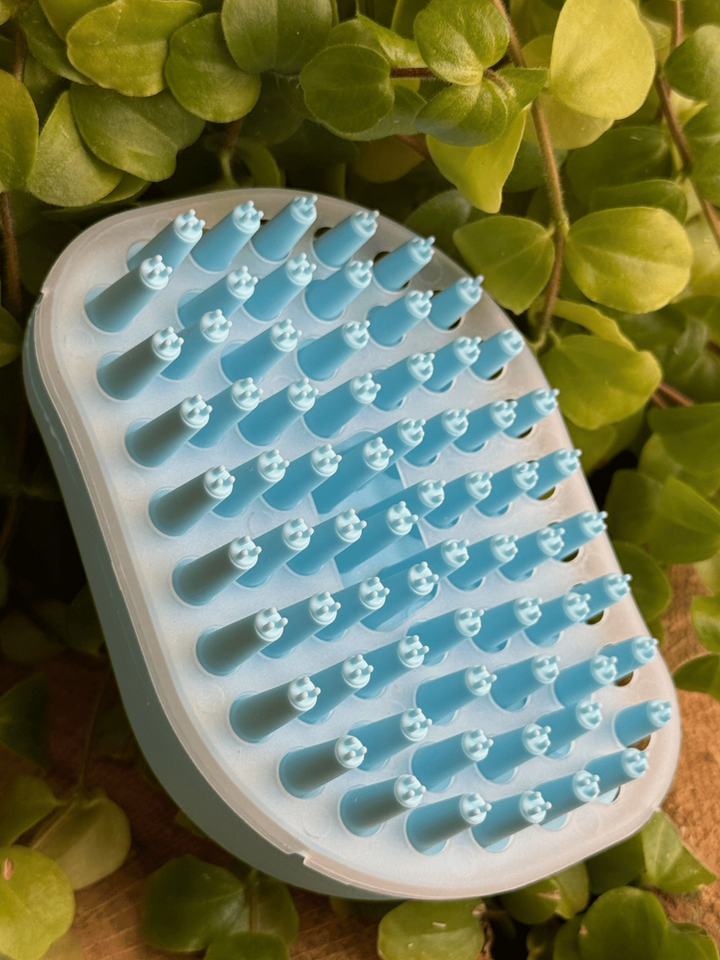 Cepillo de Goma para Perros y Gatos – Ideal para Pelo Corto y Baño