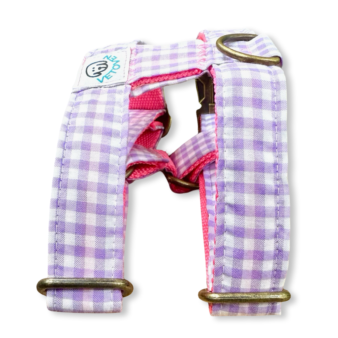 💜 Arnés para Perros Vichy Pastel Blossom – Diseño en H, Artesanal y Veterinario