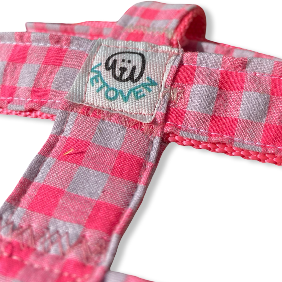 💖 Arnés para Perros Vichy Neón Pink – Diseño en H, Hecho a Mano y Diseñado por Veterinarios