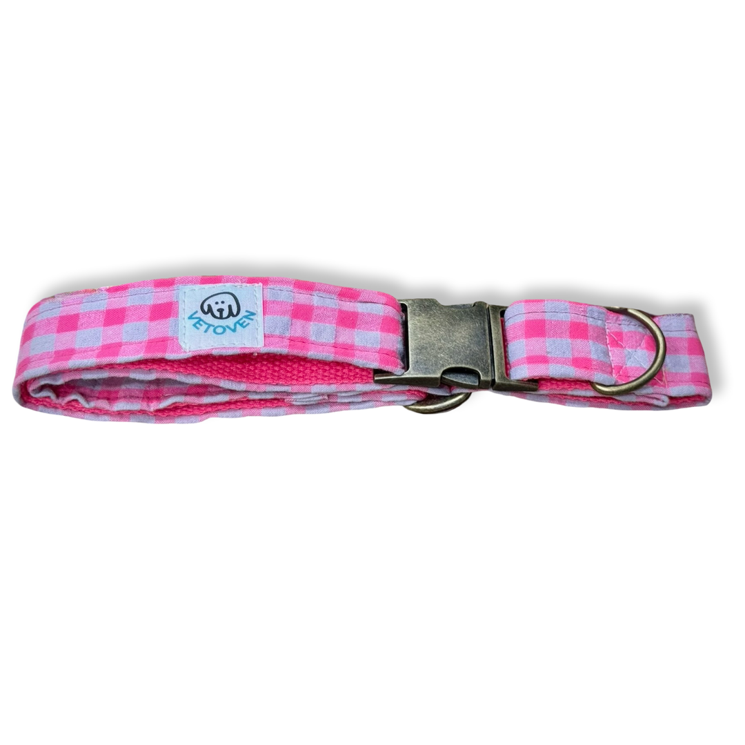 Collar para Perros Vichy Neón Pink Peony 🌸 – Hecho a Mano y Diseñado por Veterinarios